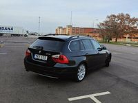 begagnad BMW 325 i Touring Advantage, Comfort, Dynamic