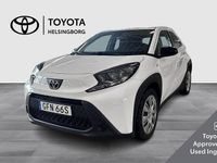 Begagnad Toyota Aygo X X-play 72 HK (52 kW) 2022 Vit SUV