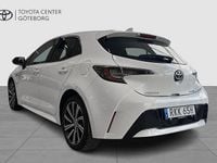Begagnad Toyota Corolla Hybrid Style 124 HK (91 kW) 2021 Vit Halvkombi