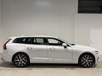 Begagnad Volvo V60 Inscription 303 HK (222 kW) 2019 Vit Kombi