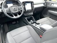 Begagnad Volvo XC40 Momentum 130 HK (95 kW) 2020 Svart SUV