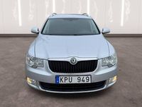 Begagnad Skoda Superb Ambition 105 HK (77 kW) 2012 Silver Kombi