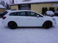 Begagnad Opel Astra 140 HK (102 kW) 2011 Vit Kombi