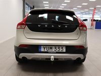 begagnad Volvo V40 CC T3 Geartronic Drag S+v-Hjul