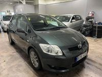 Begagnad Toyota Auris 124 HK (91 kW) 2008 Grön Halvkombi