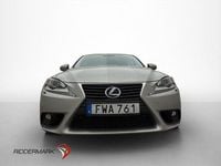 Begagnad Lexus IS300h Executive Line 181 HK (133 kW) 2014 Ljusgrå Sedan