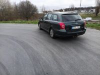 begagnad Toyota Avensis Kombi 2.0 D-4 VVT-i Euro 4