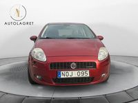 Begagnad Fiat Grande Punto Dynamic 75 HK (55 kW) 2007 Röd Halvkombi