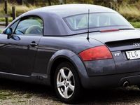 begagnad Audi TT Roadster Quattro 225 hk Hardtopp Fullservad.