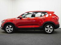 begagnad Volvo XC40 B4 FWD Bensin Mom Adv Navi Pro Edt