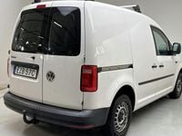 Begagnad VW Caddy 75 HK (55 kW) 2019 Vit Minibuss