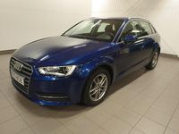 Begagnad Audi A3 Sportback Attraction 150 HK (110 kW) 2015 Blå Halvkombi