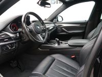 begagnad BMW X6 M50d Steptronic 381Hk M-Sport / Se spec//Drag//Nav//K