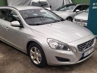 Begagnad Volvo V60 Momentum 205 HK (150 kW) 2011 Grå Kombi