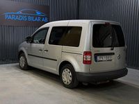 Begagnad VW Caddy 109 HK (80 kW) 2009 Silver Minibuss