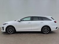 Begagnad Kia Ceed Sportswagon 141 HK (103 kW) 2021 Vit Kombi