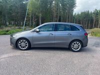 begagnad Mercedes B180 Euro 6 136hk