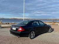 Begagnad Mercedes E200 184 HK (135 kW) 2008 Svart metallic