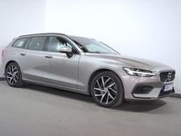 Begagnad Volvo V60 Momentum 253 HK (186 kW) 2020 Grå Kombi