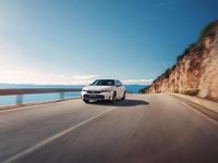 Ny Honda Civic Elegance 2026 Halvkombi