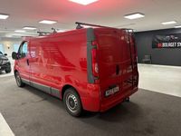 begagnad Renault Trafic Van 2.9t 2.0 dCi