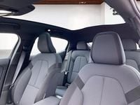 Begagnad Polestar 2 Plus 200 kW (272 HK) 2023 Vit Halvkombi