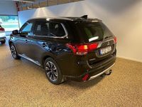 begagnad Mitsubishi Outlander P-HEV 2.0 Hybrid 4WD CVT Euro 6 203hk