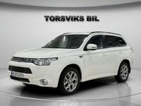 Begagnad Mitsubishi Outlander 203 HK (149 kW) 2014 Vit SUV