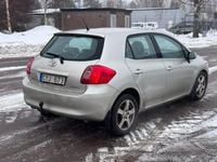 Begagnad Toyota Auris 124 HK (91 kW) 2008 Halvkombi