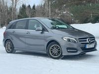 Begagnad Mercedes B180 Urban 122 HK (89 kW) 2016 Gray metallic Minibuss