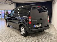 Begagnad Peugeot Partner 120 HK (88 kW) 2017 Svart Minibuss