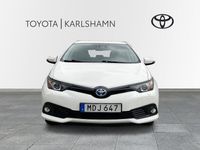 begagnad Toyota Auris Hybrid e-CVT 1,8 5-D Touch & Go 2018, Halvkombi