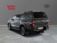 begagnad Toyota HiLux Dubbelhytt 2.8 4WD GR Kåpa|Led|Drag|JBL|V-hjul|Moms