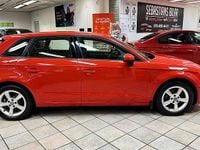 Begagnad Audi A3 Sportback g-tron Attraction 110 HK (80 kW) 2016 Röd Halvkombi