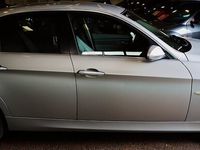 begagnad BMW 325 i Sedan Automat Advantage, Comfort 218hk