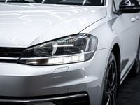 Begagnad VW Golf VII IQ Drive 116 HK (85 kW) 2019 Silver Halvkombi