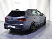Begagnad Seat Leon ST 4Drive 301 HK (221 kW) 2018 Grå Kombi