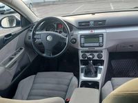 begagnad VW Passat Variant 2.0 TDI 16V Sportline Euro 4