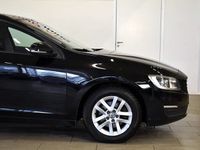 begagnad Volvo V60 T3 152HK EU6 PDC LÅGMIL 888KR ÅRSSKATT