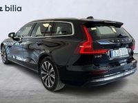 Begagnad Volvo V60 Core 253 HK (186 kW) 2022 Svart Kombi