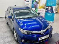 begagnad Toyota Auris Hybrid e-CVT Comfort 1 ÅRS 2016, Halvkombi