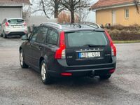 begagnad Volvo V50 D2 CLASSIC | SKINN | DRAG | NYBES | FULLSERVAD