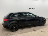 Begagnad Audi A3 Sportback 105 HK (77 kW) 2010 Svart Halvkombi