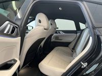 begagnad BMW i4 eDrive40 M Sport Charged Drag HiFi 19