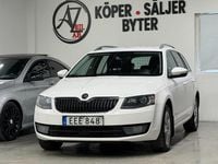 Begagnad Skoda Octavia Ambition 105 HK (77 kW) 2014 Vit Halvkombi