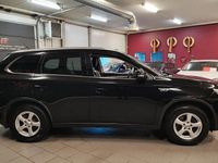 begagnad Mitsubishi Outlander P-HEV 2.0 Hybrid 4WD CVT Euro 6