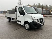 begagnad Nissan NV400 LÅNG FLAK 2.3dCi 145hk DRAG VÄRMARE Euro6 1ÄGAR