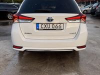 begagnad Toyota Auris Touring Sports Hybrid e-CVT Comfort Euro 6