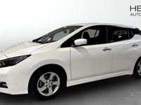 Begagnad Nissan Leaf N-Connecta 80 kW (109 HK) 2022 Halvkombi