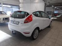 Begagnad Ford Fiesta 2009 Vit Halvkombi